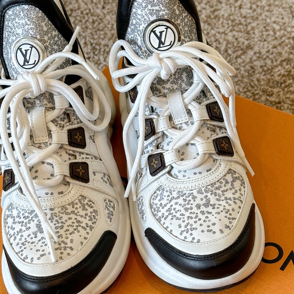 Louis Vuitton arch light sneakers